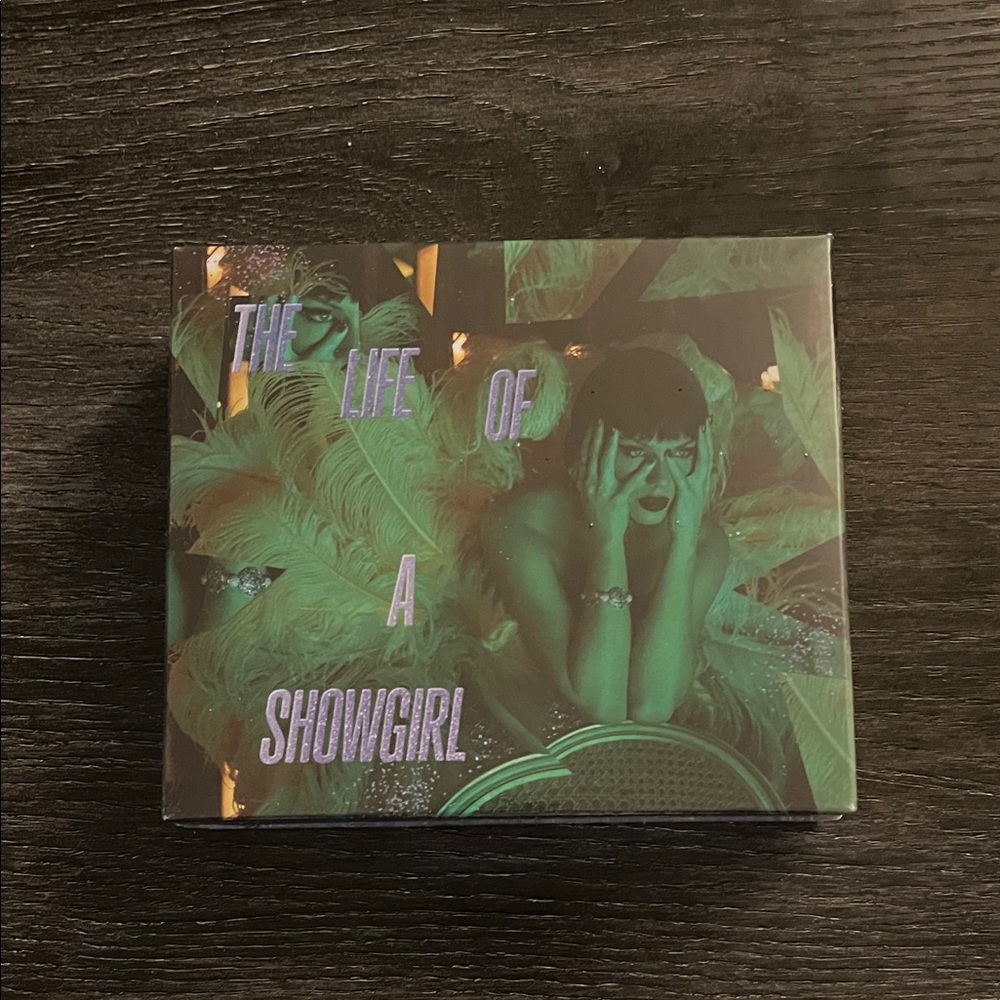 The Life of a Showgirl it’s raptures by Taylor swift deluxe limited edition CD